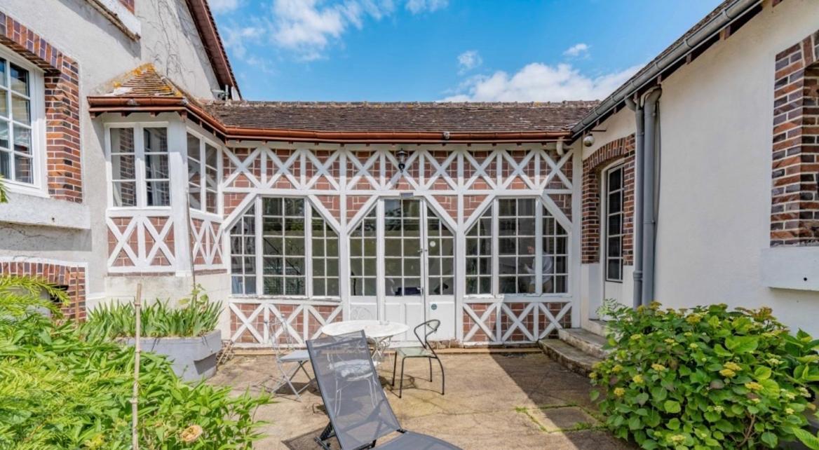Gîte Vigneraie Sainte-Gemme-Moronval Exterior foto